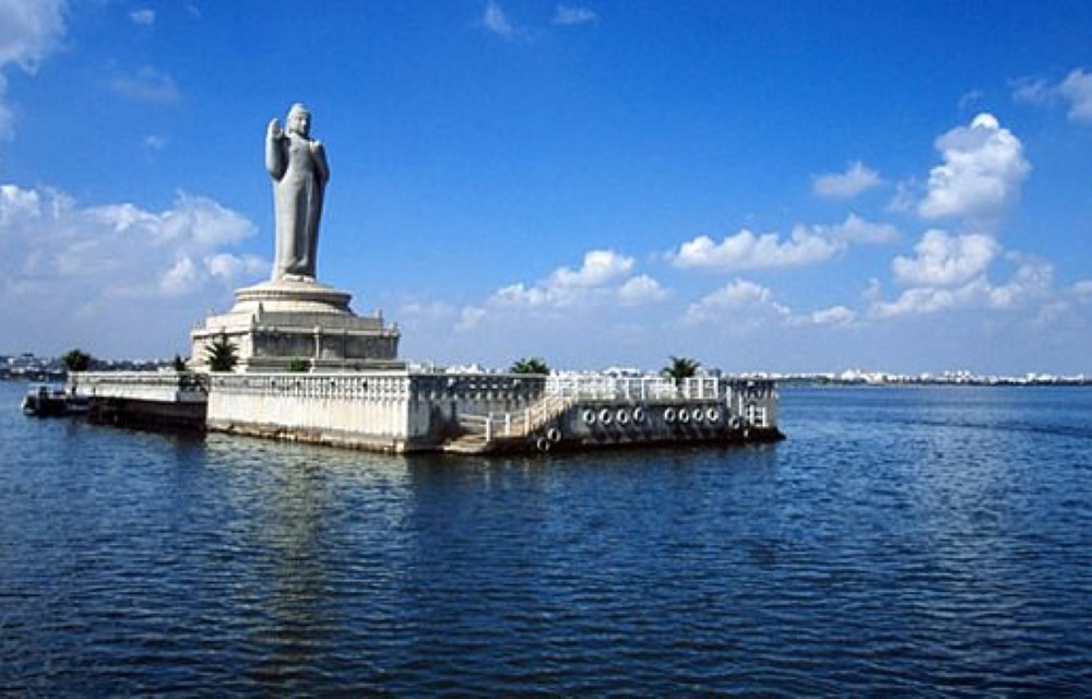 Tank Bund / Hussain Sagar Lake
